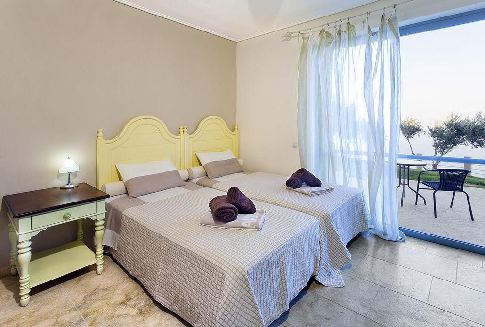 Olivia'S Villas Of Luxury Kalivia  Ngoại thất bức ảnh